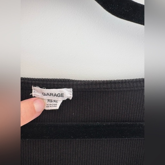 Garage Cropped Long Sleeve Top - Picture 3 of 4